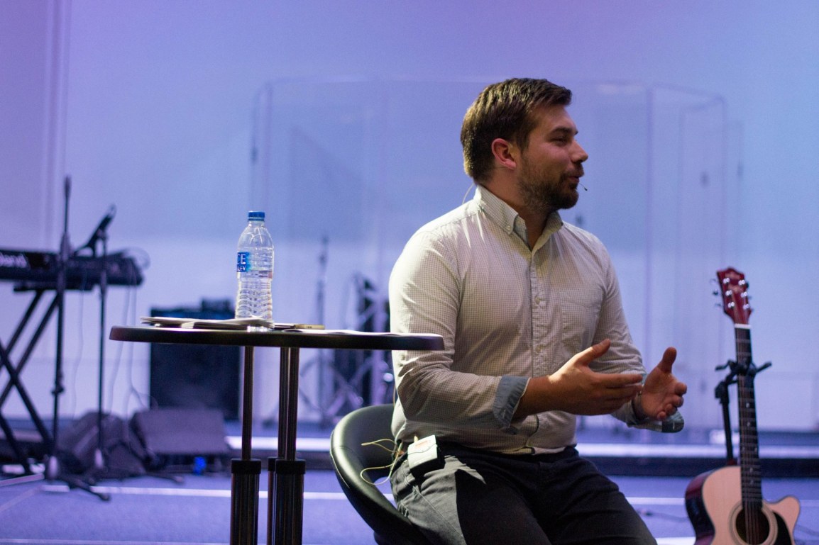 12182509_905716179513244_104105832529450689_o